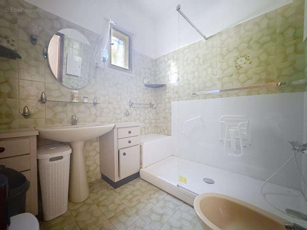 Maison à CUERS