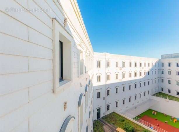INVESTISSEMENT LOCATIF  MONTPELLIER  Résidence de tourisme Appart'City Confort Montpellier Millénaire  5,5 % de rentabilité - photo 10