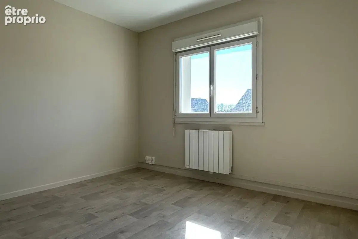 Brienon-sur-Armançon -  Maison T5 rénovée - Secteur calme à 15 min de la gare SNCF ! - photo 13