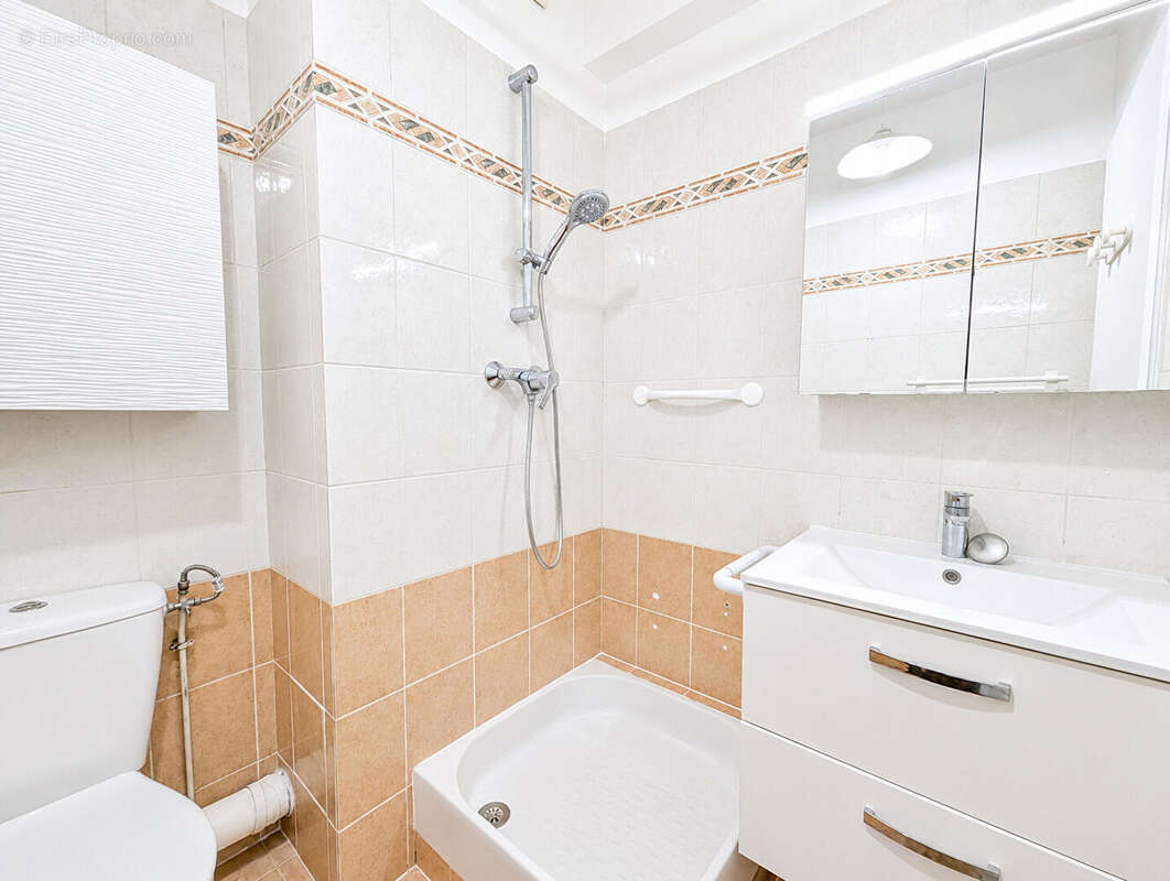 Appartement à FONTENAY-SOUS-BOIS