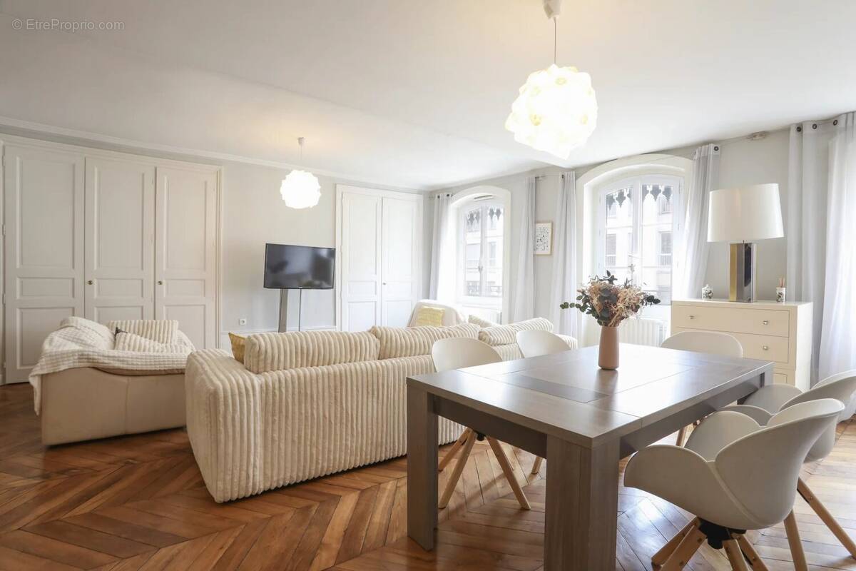Appartement à LYON-2E