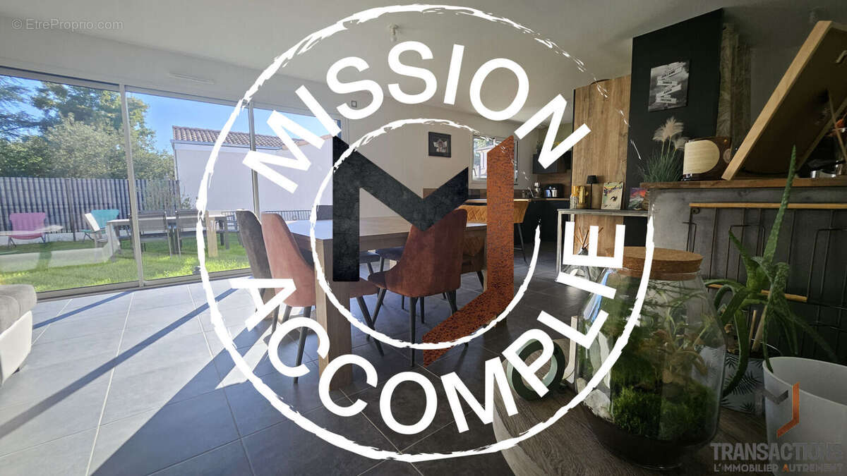 Maison à SAINT-HILAIRE-DE-CHALEONS