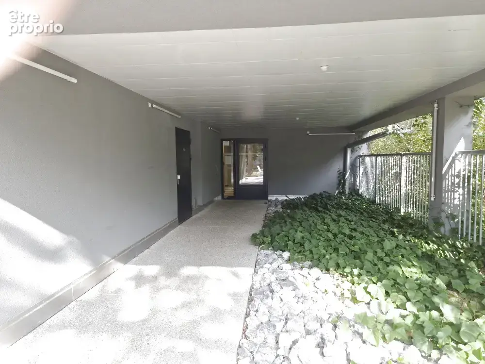 Exclusivité ! Appartement avec vue Montagnes de type 3, très récent, Terrasse et Garage ! - photo 16