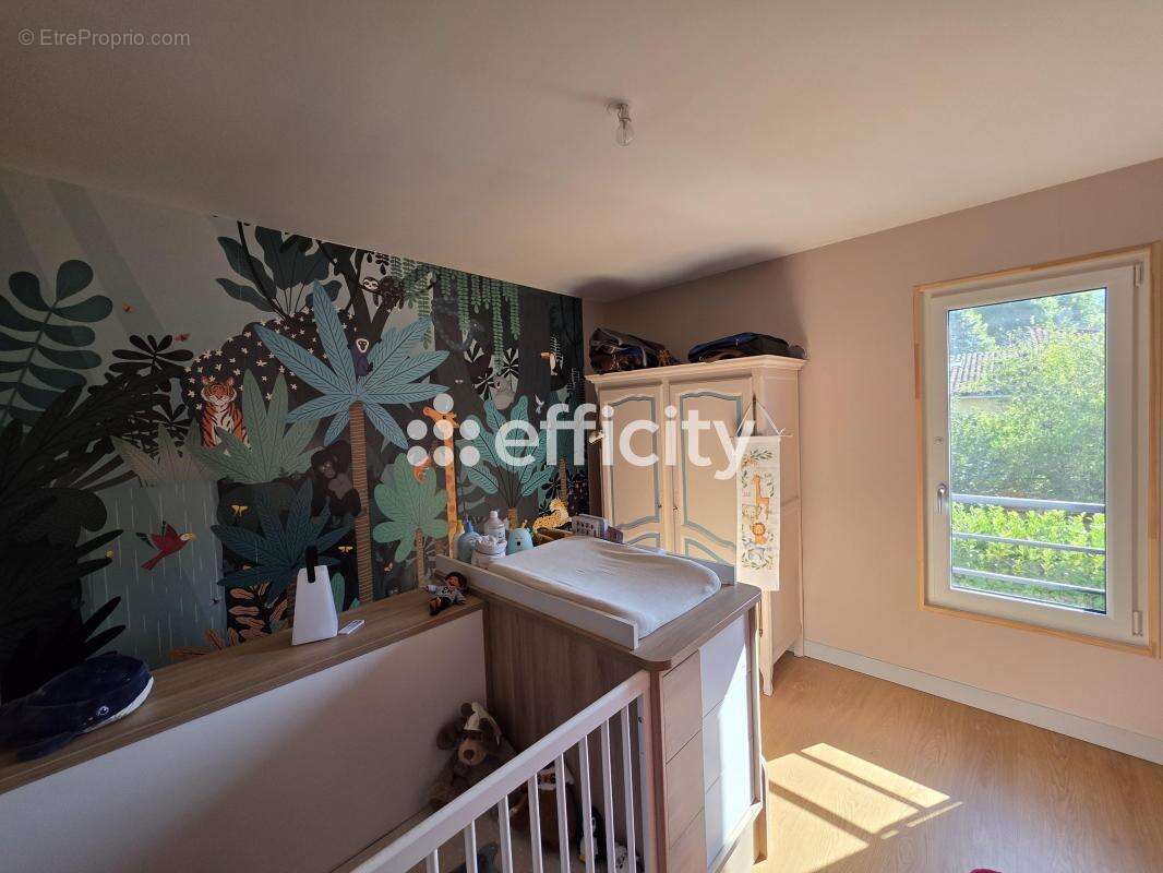 Appartement à SAINT-GERMAIN-AU-MONT-D&#039;OR