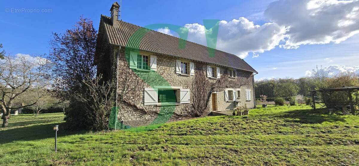 Maison à CHARS