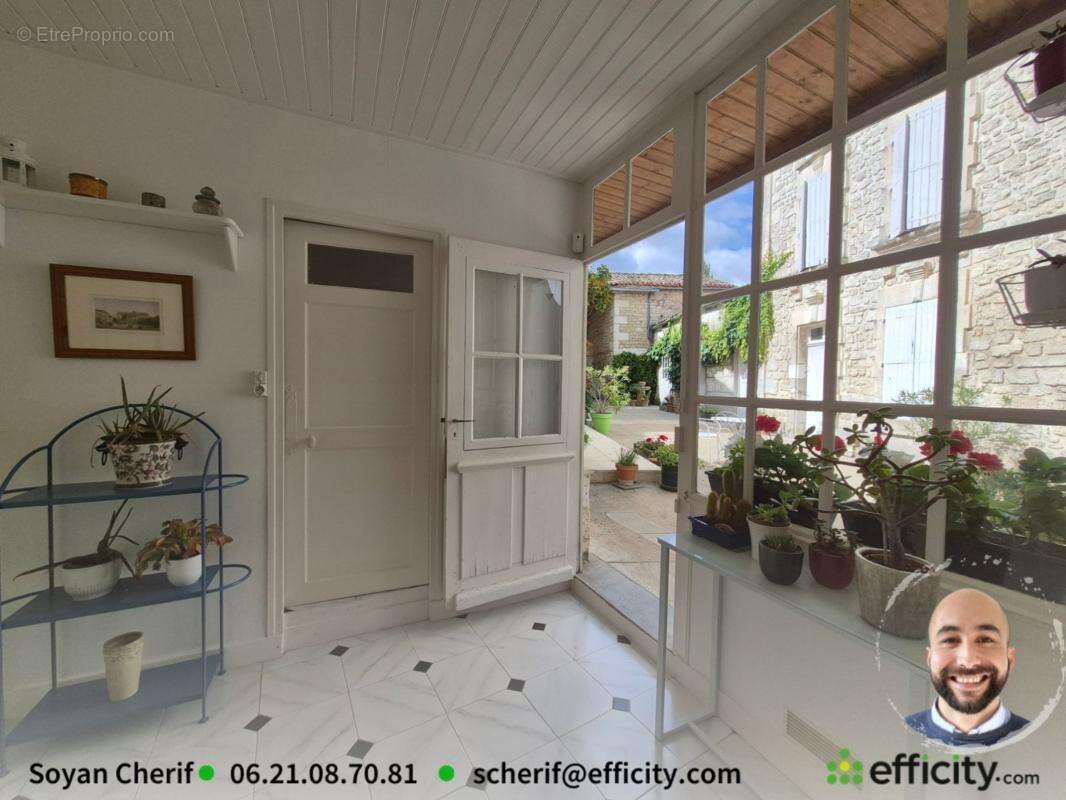 Maison 185 m² à L'isle-D'espagnac  - photo 8