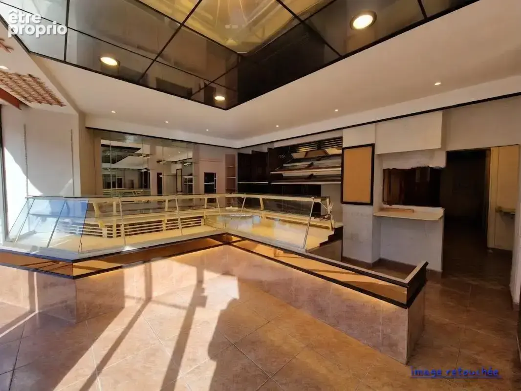Local commercial - photo 4