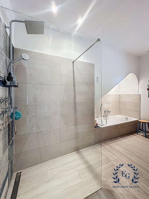 Maison à BESSE-SUR-ISSOLE