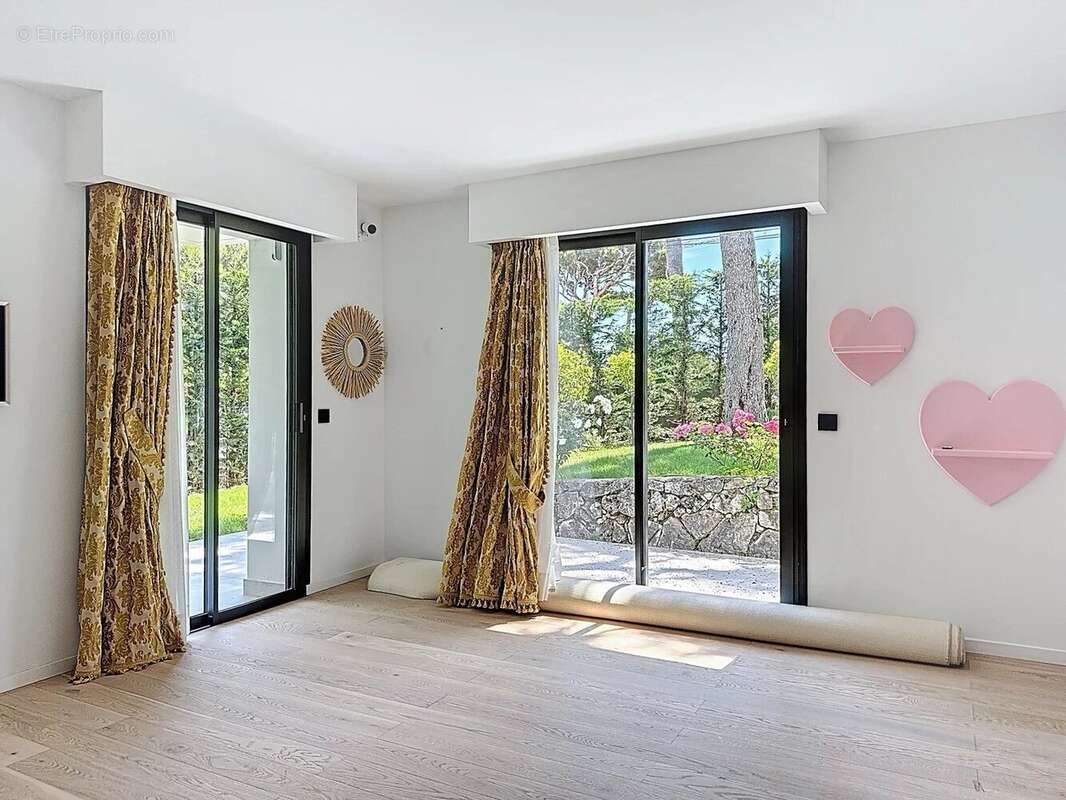 Maison à ROQUEBRUNE-CAP-MARTIN