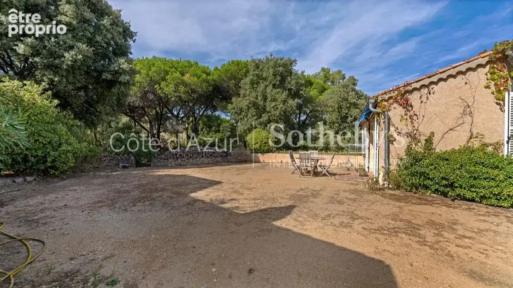 Ramatuelle, propriété à rénover avec vue mer panoramique dans le secteur des Marres - photo 15