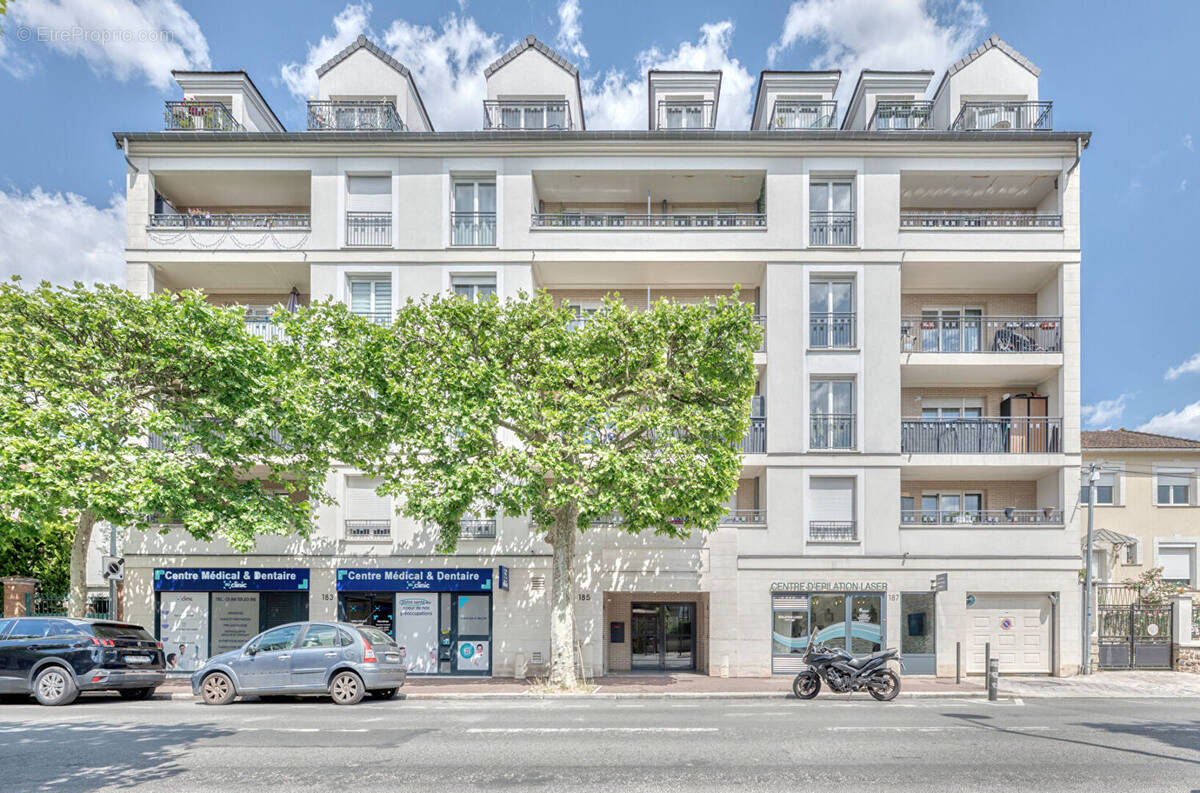 Appartement à LE PERREUX-SUR-MARNE