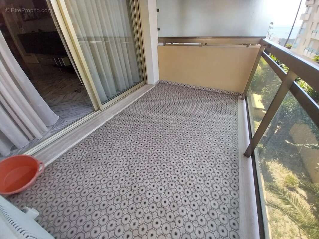 Appartement à ROQUEBRUNE-CAP-MARTIN