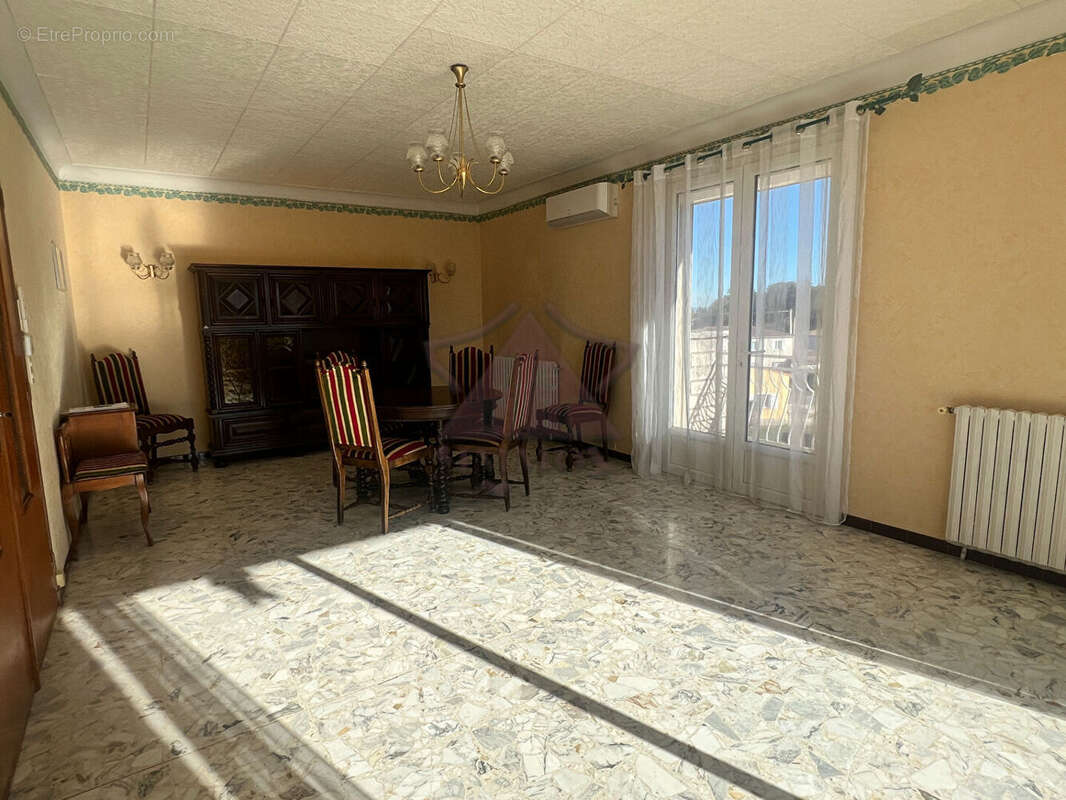 Maison à ROUSSON