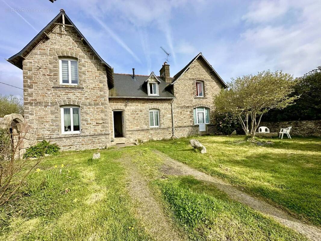 Maison à PLOUMILLIAU