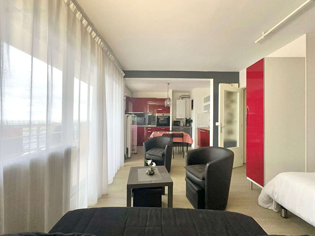 Appartement à COURSEULLES-SUR-MER