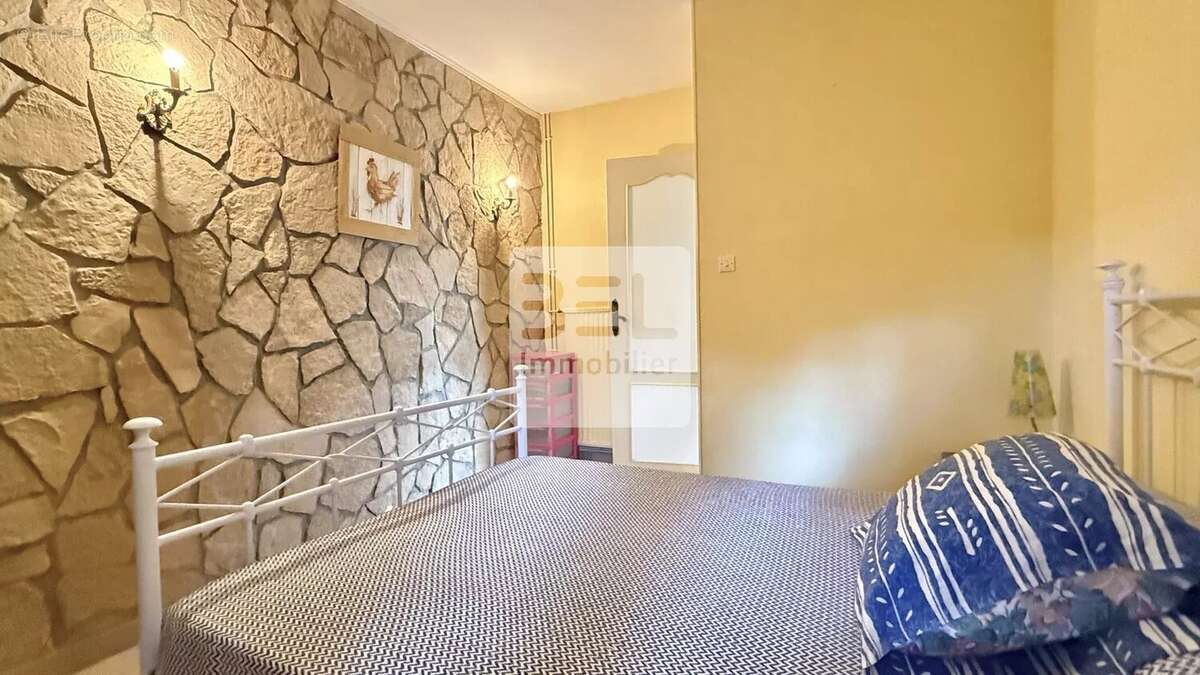 Maison à BAGNOLS-SUR-CEZE