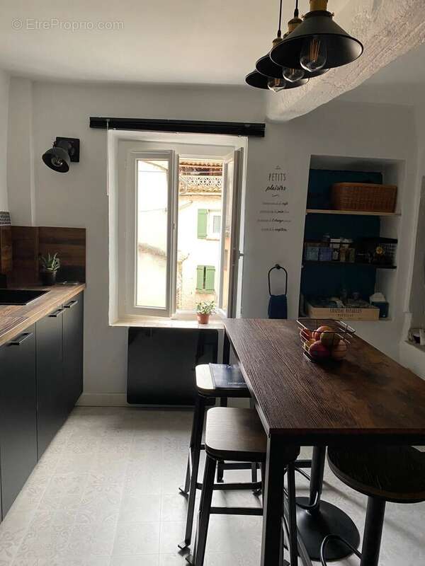 Maison à PUGET-THENIERS