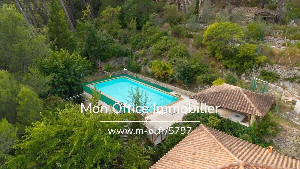 Référence : 5797-GBE - Maison 5 pièces avec piscine et pool house - photo 5