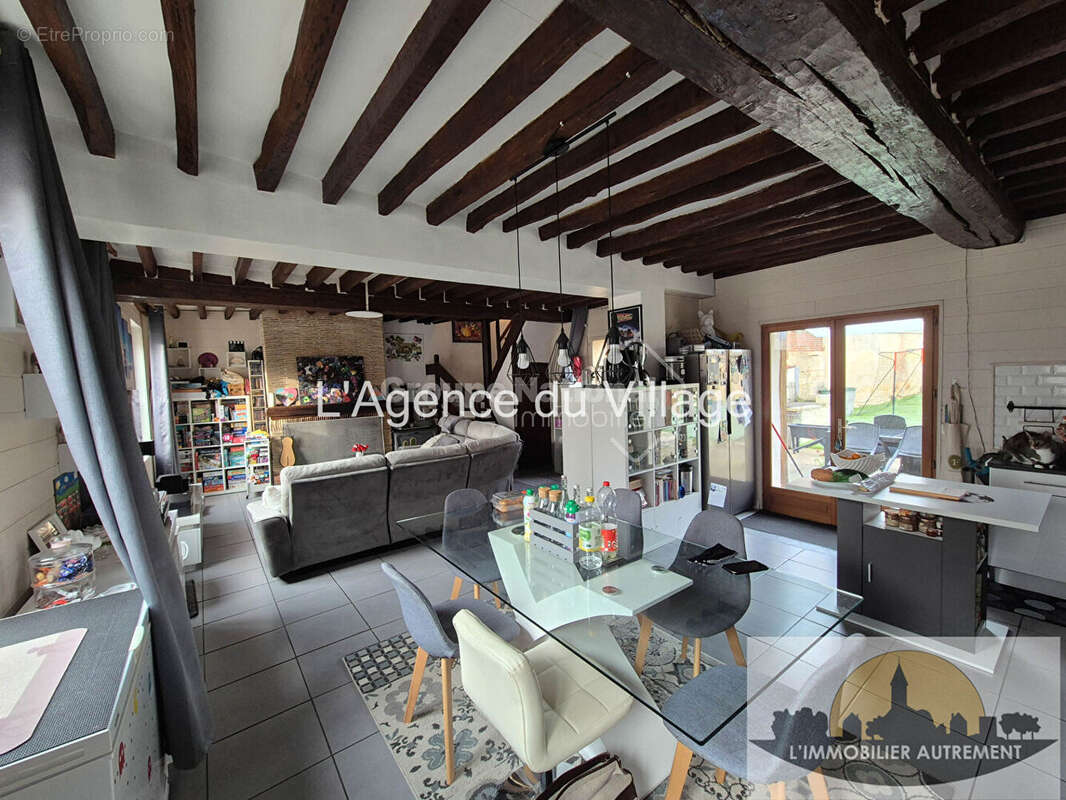 Maison à SAINT-CREPIN-IBOUVILLERS