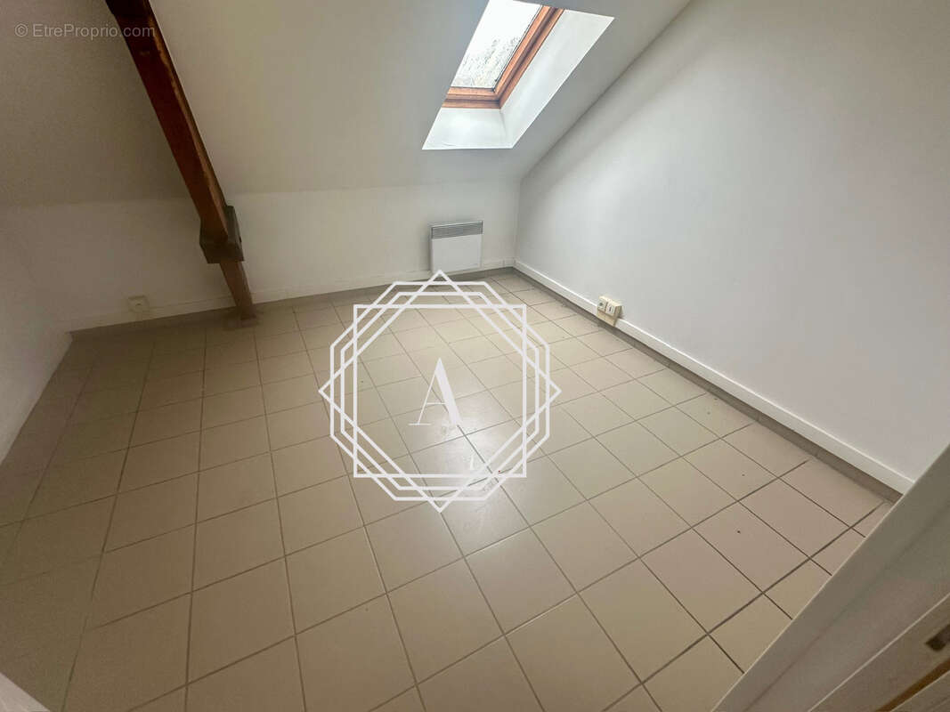 Maison à MERU