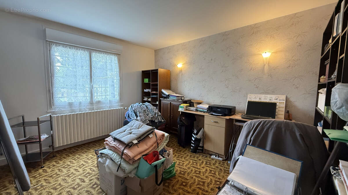 Autre à VICHY