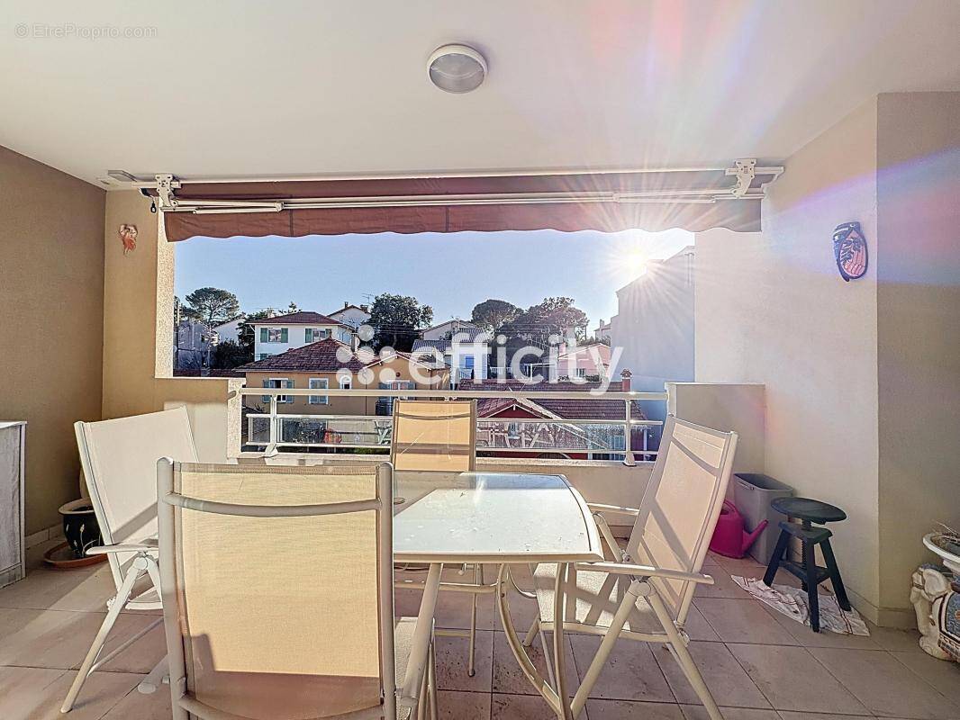 Appartement à SAINT-RAPHAEL