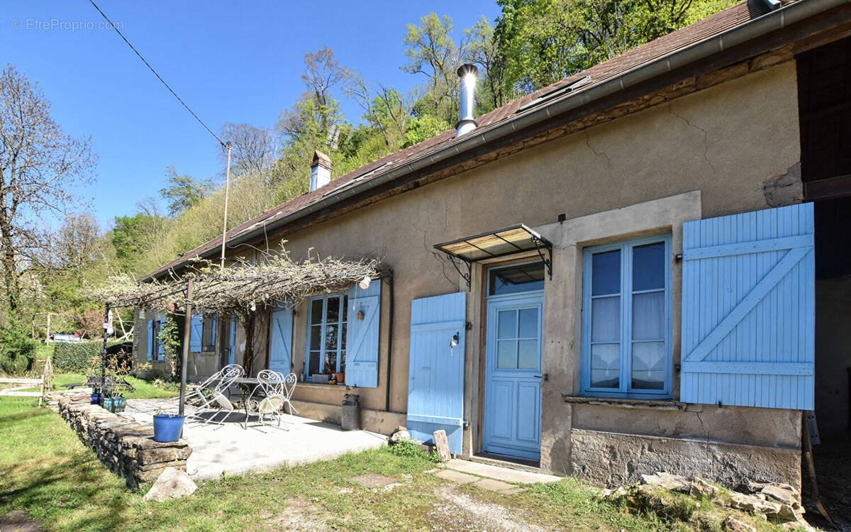 Maison à CHATILLON-LE-DUC