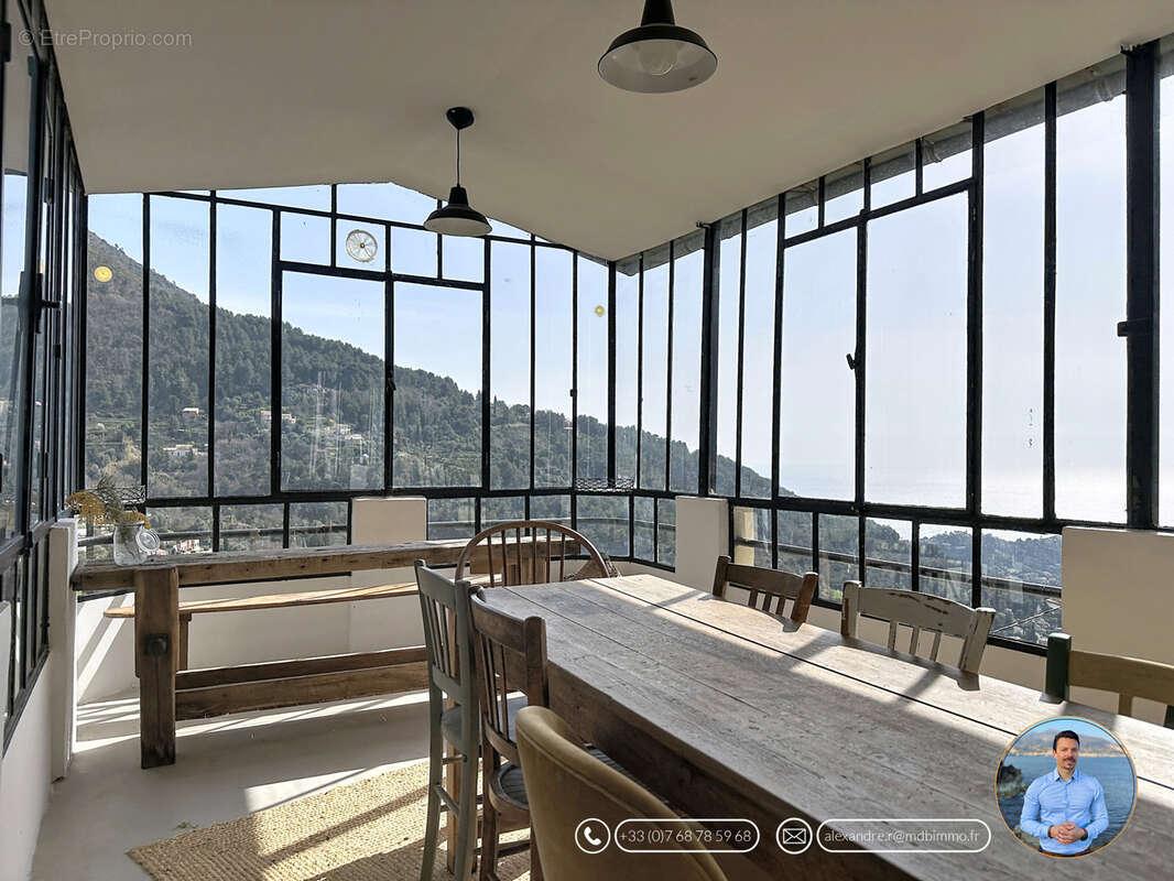 Commerce à CASTELLAR