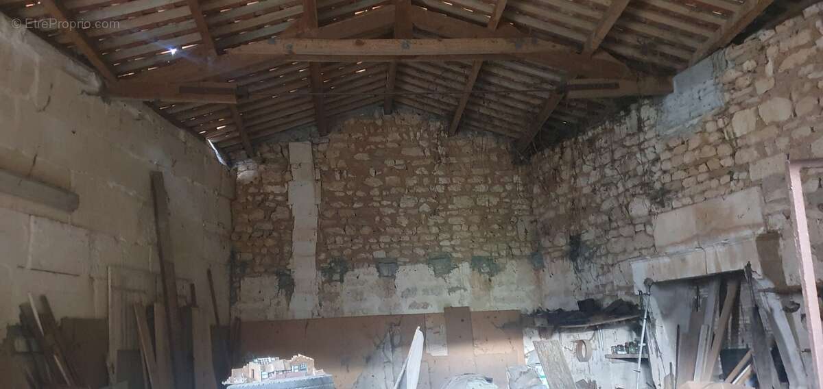 Appartement à CHAMPMILLON