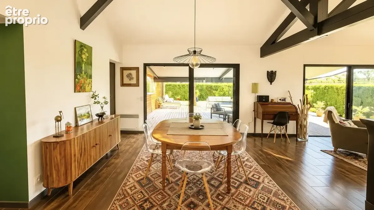 À 2 km de Dax, villa d'architecte T6 de plain-pied avec piscine et 5 chambres. - photo 8