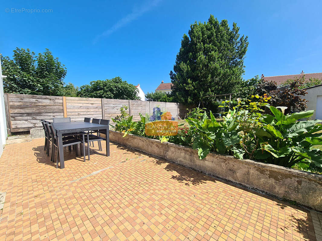 Maison à LA MONTAGNE