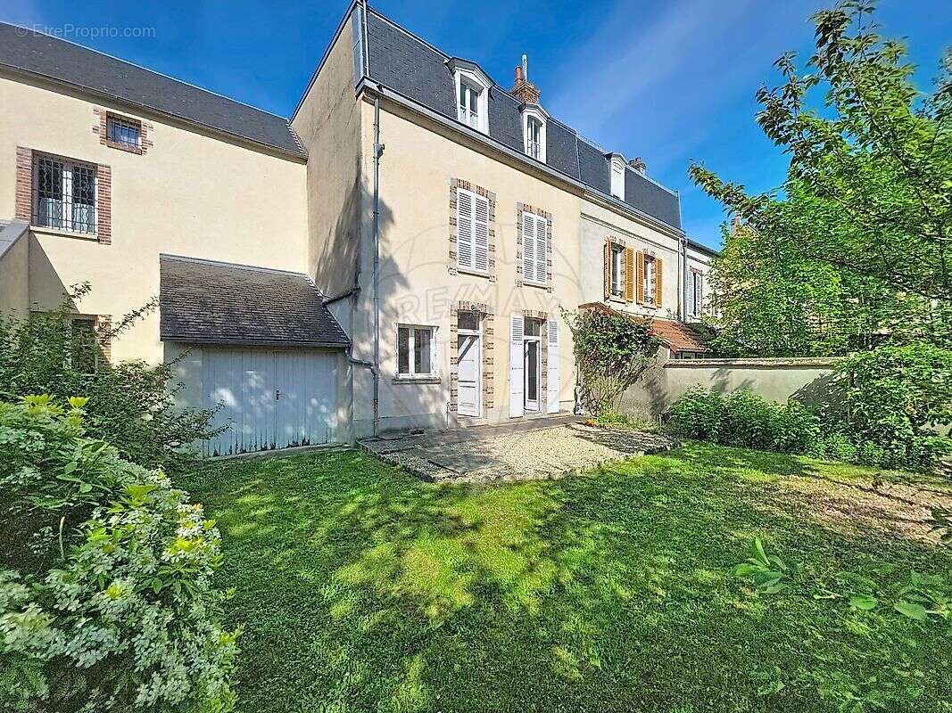 Maison à SENS