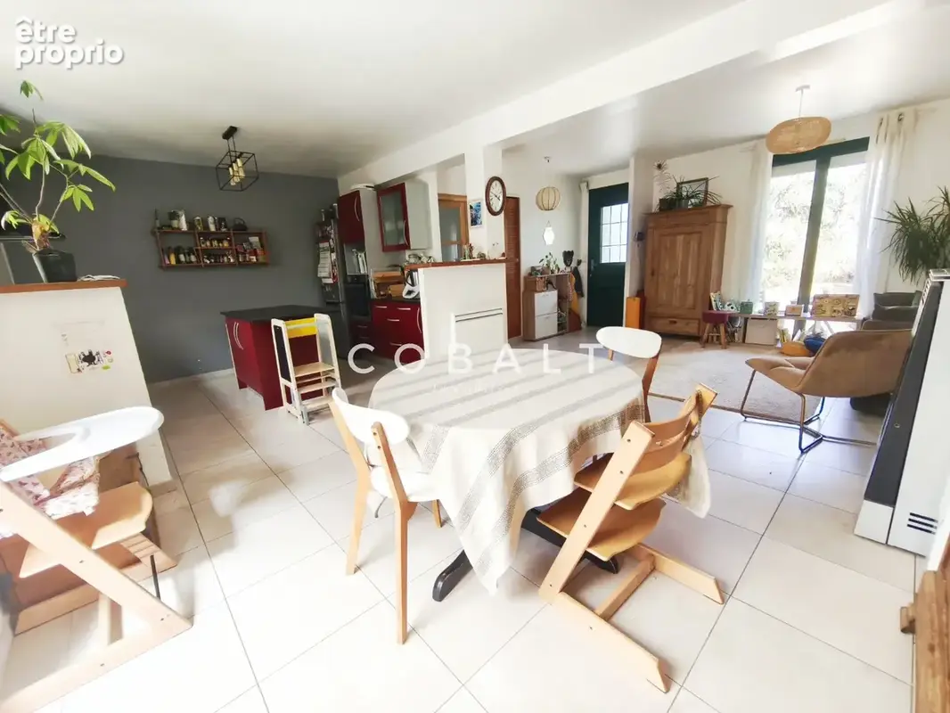 Maison dans le bourg - photo 3