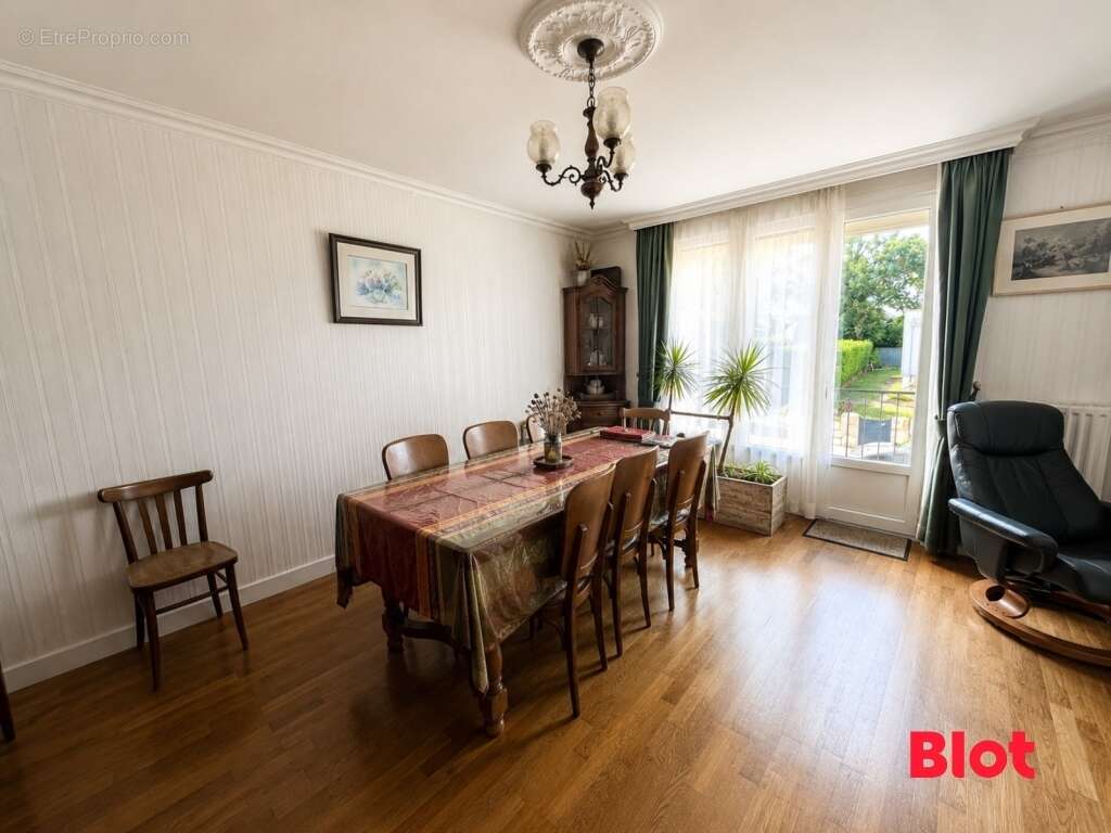 Maison 98 m² à Chateaugiron  - photo 5
