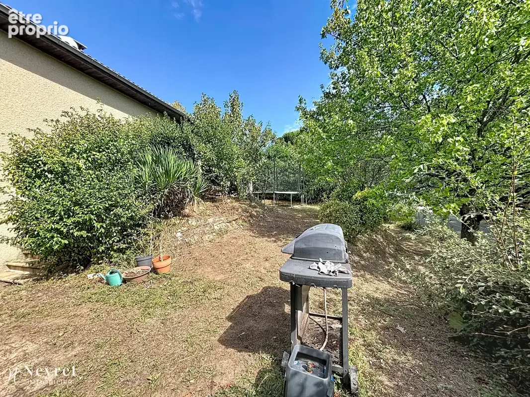 COMMUNAY   Belle maison familiale de 166 m2 sur terrain arboré de 800 m2 - photo 21