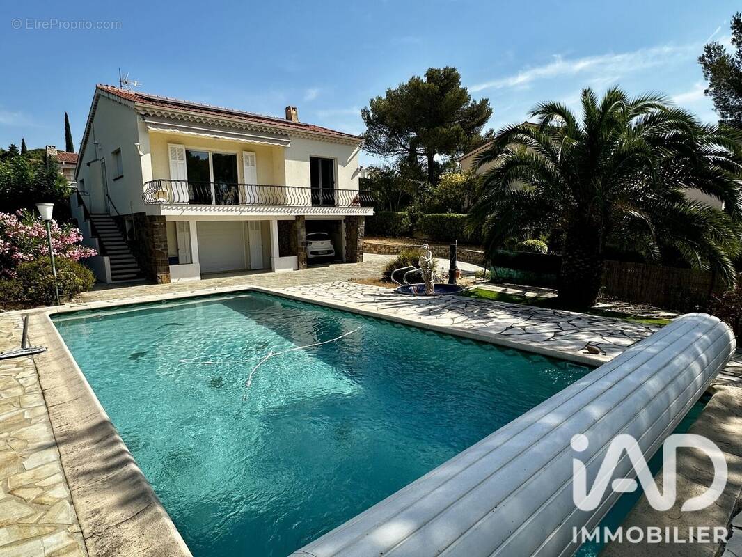 Photo 1 - Maison à SAINT-RAPHAEL