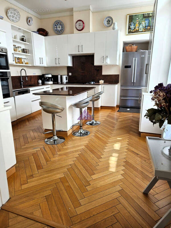 Appartement à HYERES