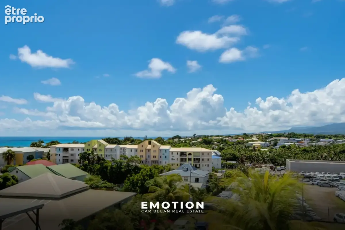 Appartement à BAIE-MAHAULT