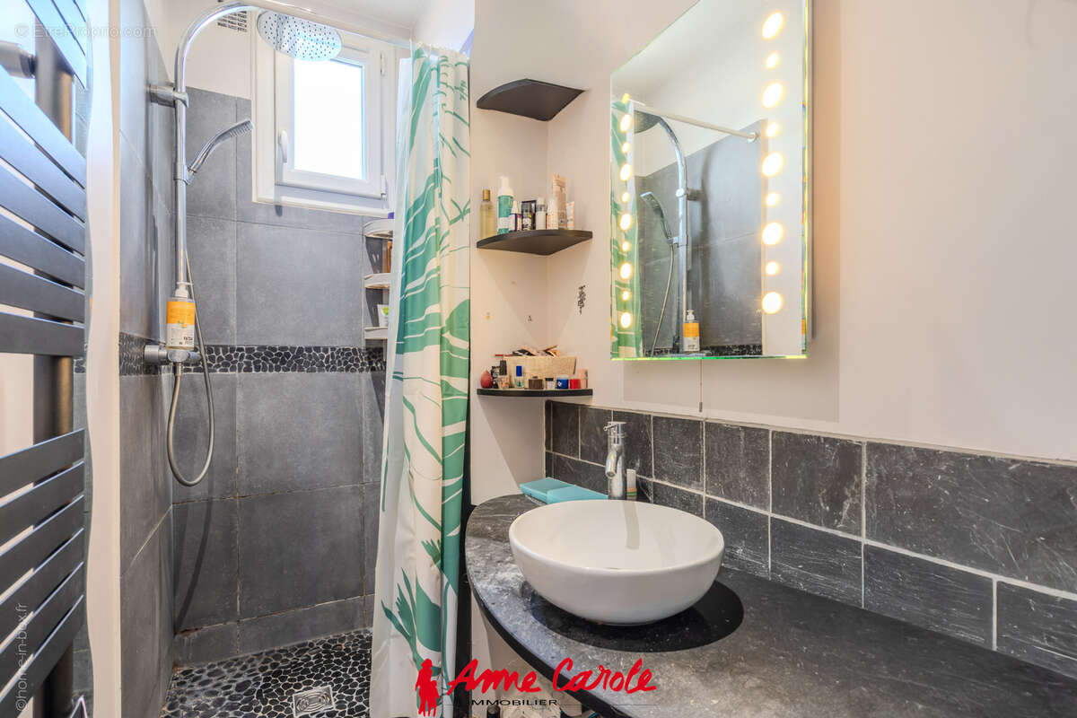 Appartement à NOGENT-SUR-MARNE