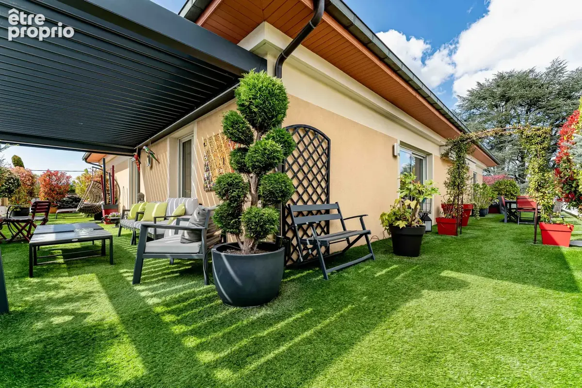 Photo Appartement à Tassin-La-Demi-Lune au prix de 890 000€