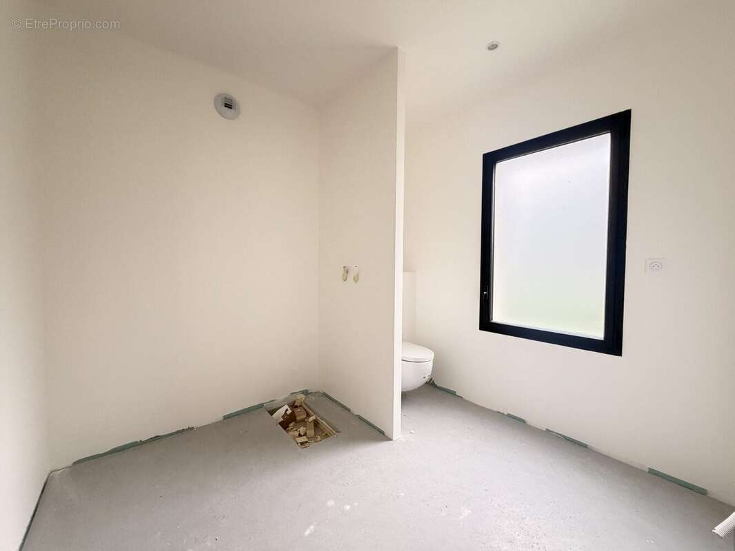 Maison à BENOUVILLE