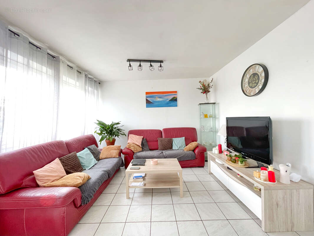 Appartement à IRIGNY