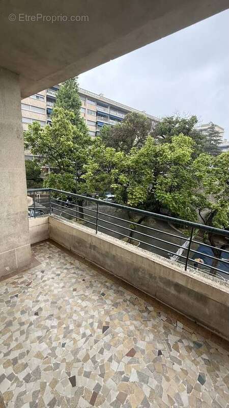 Appartement à MARSEILLE-8E