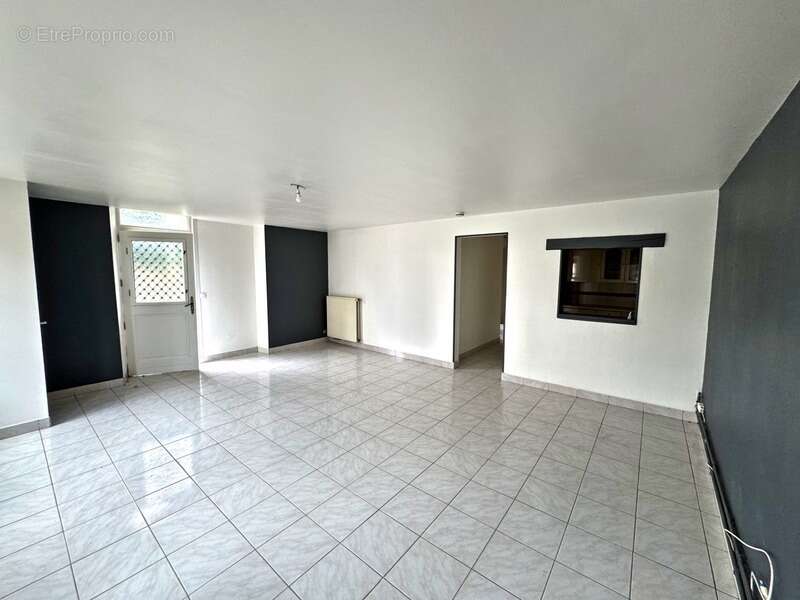 Appartement à CHAVENAY