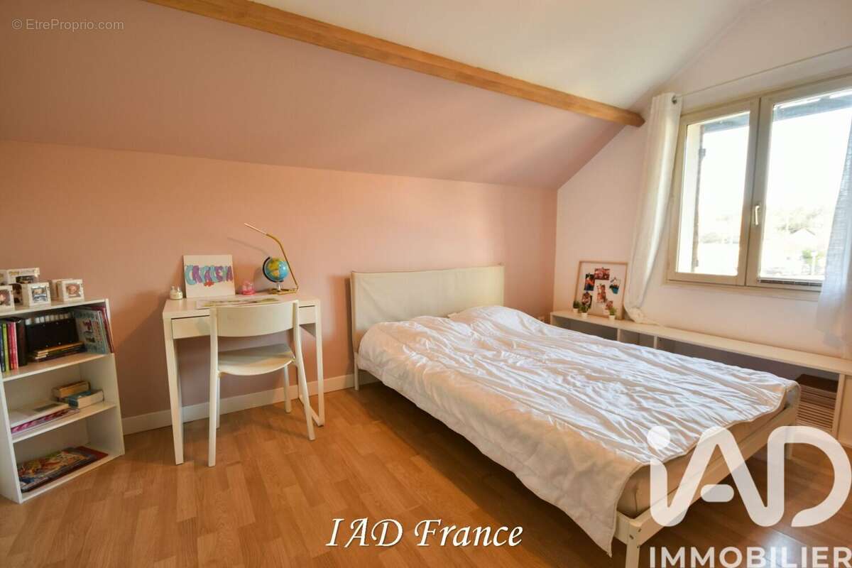 Photo 3 - Maison à MANTES-LA-VILLE