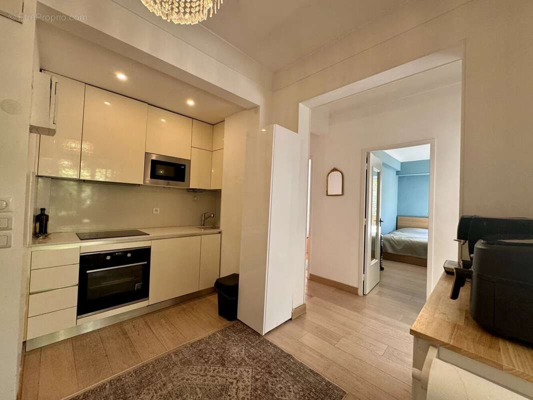 Nice – Bas Cimiez  Élégant RDJ - Résidence de prestige - photo 6