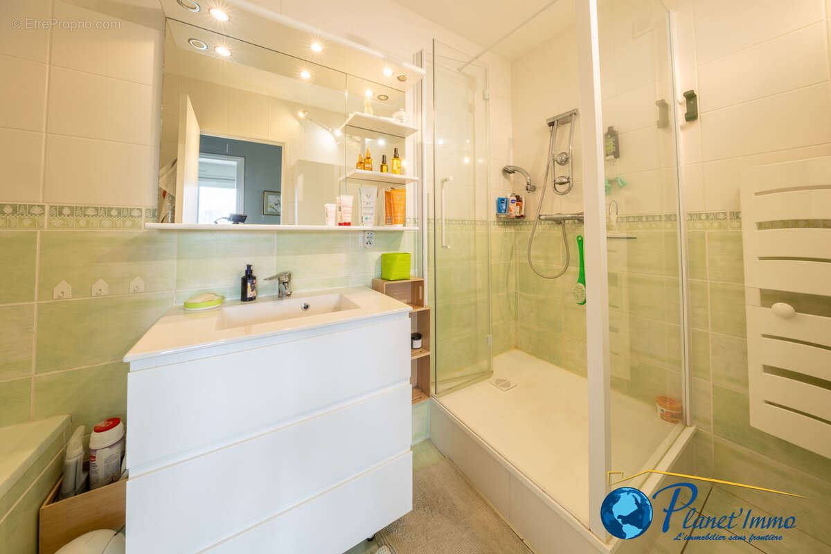 Appartement à SAINT-ETIENNE
