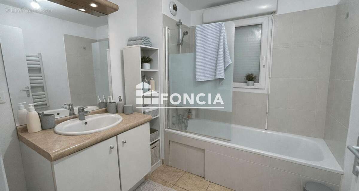 Appartement à VERNOUILLET