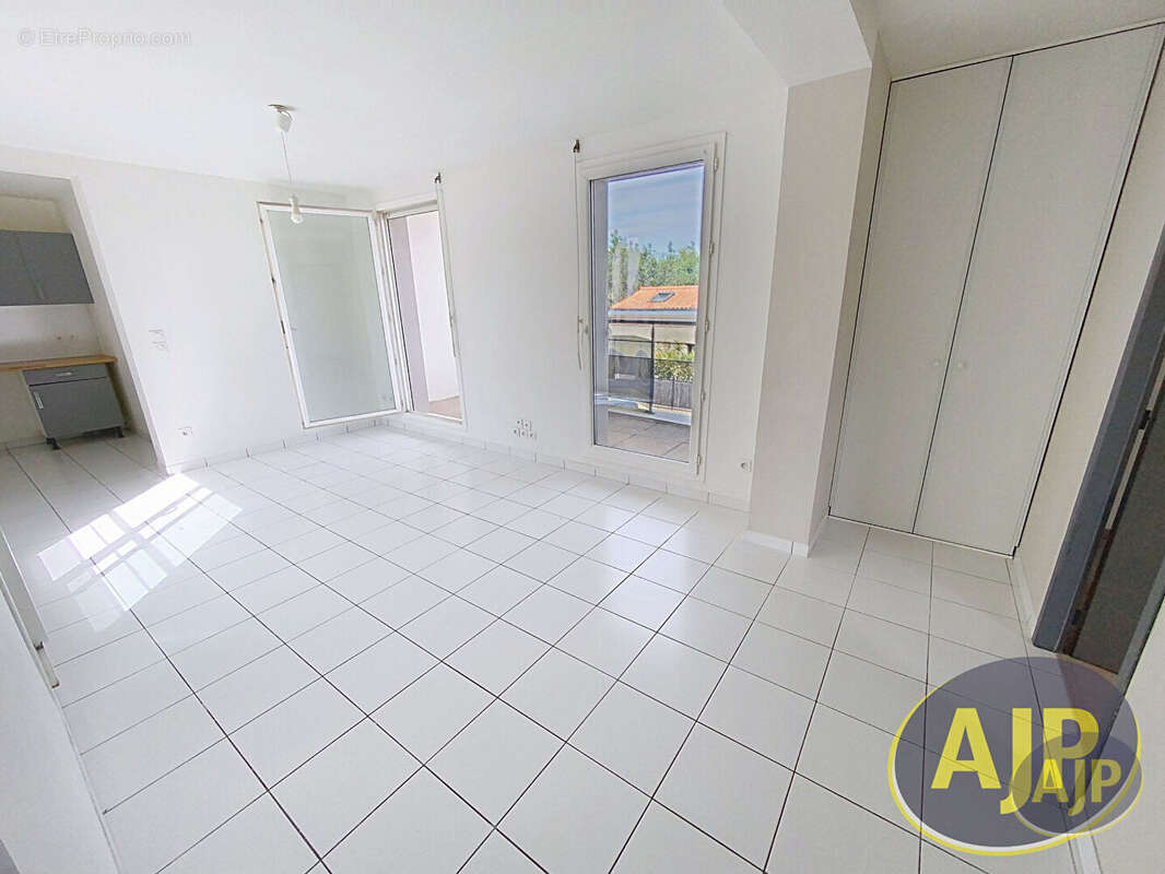 Appartement à LE BOUSCAT