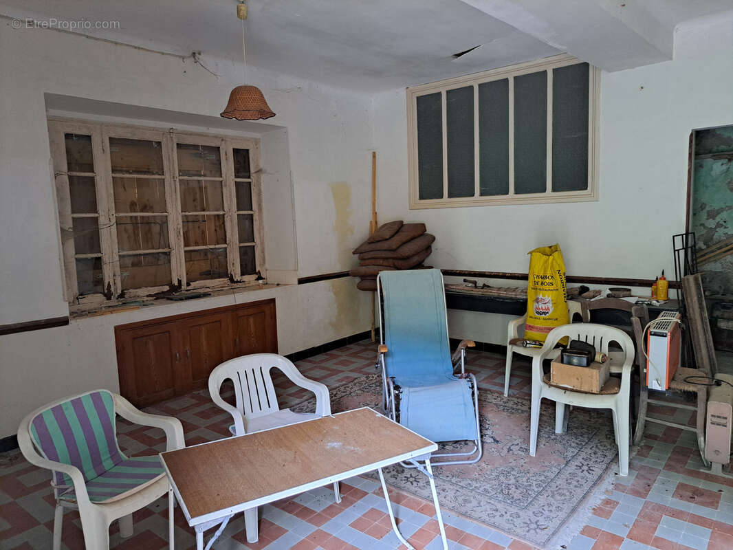 Maison en pierre 168m2, 11 pièces, terrasse et terrain à Carcanières les Bains - photo 12